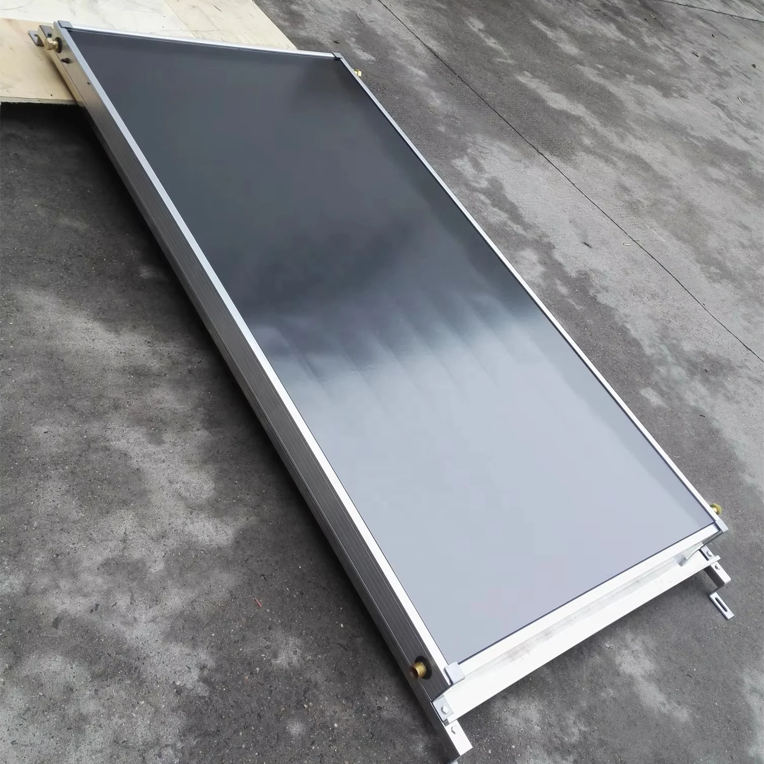 2026 Blue Tinox Coating Split Connection Household Use Metal Housing Flat Plate Solar Collectorpromote sales