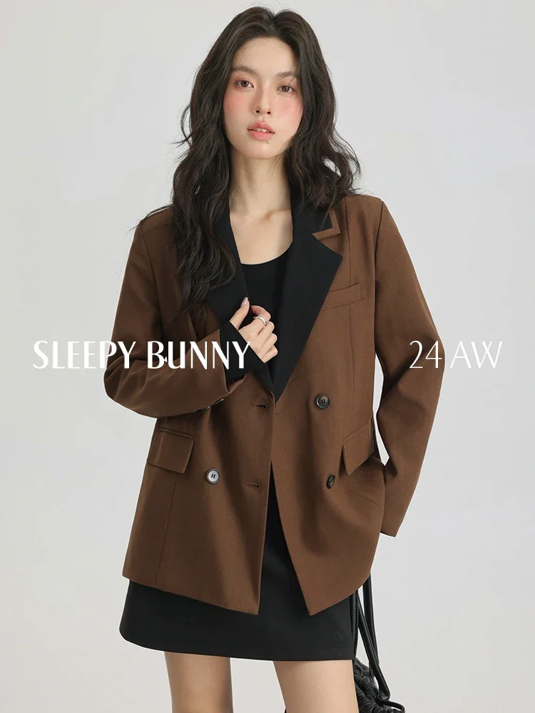 Spring Women Vintage Contrast Lapel Double-Breasted Blazer Elegant Commuter Style High-End Casual Suit Jacket for Chic Looks