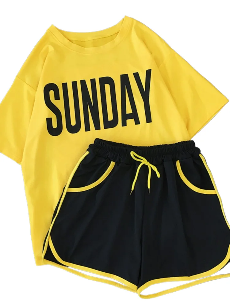 

Summer 2025 Women's Sporty Two-Piece Short Sleeve Shorts Set Casual Comfort Fashionable Student Running T Shirt 2 Piece Sets