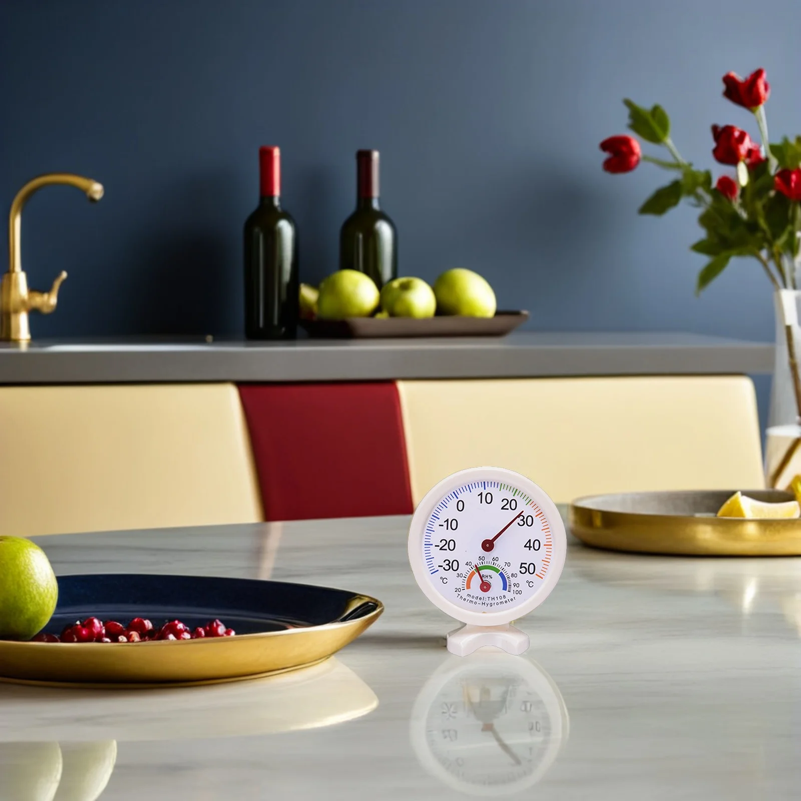 

Accurate Mini Digital Hygrothermograph Temperature Humidity Meter for Home Greenhouse Refrigerator Easy-to-Read Screen