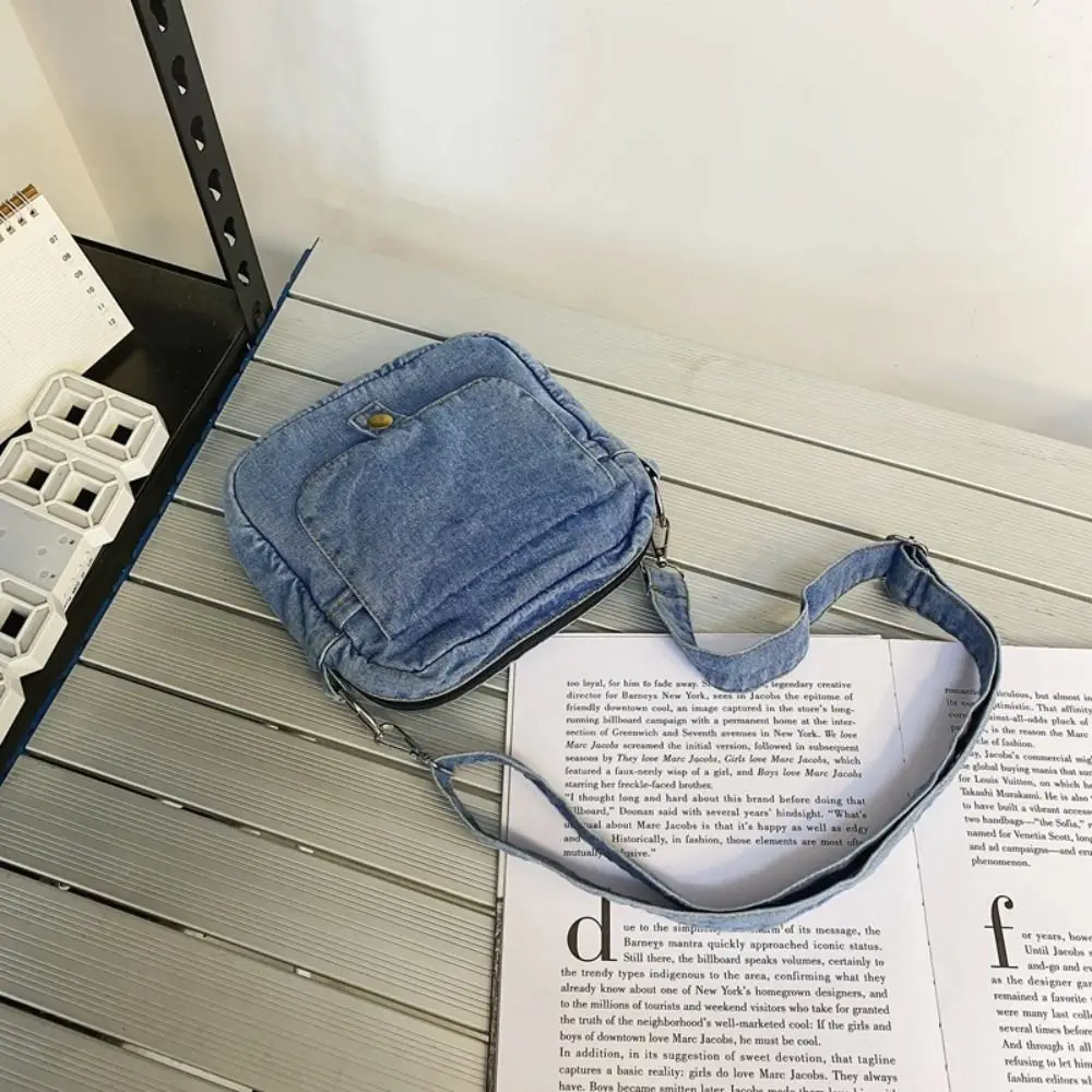 Denim Denim Crossbody Bag, cor azul clara, bolsa de compras suave, grande capacidade, alça de ombro ajustável