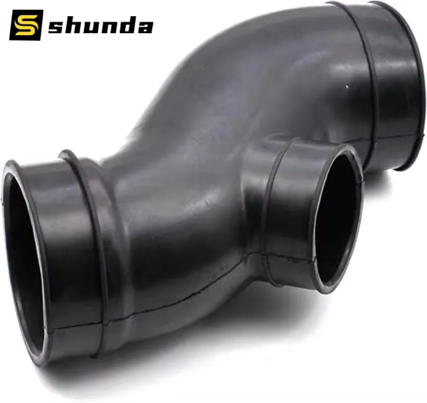 

17882-65010 Верхний шланг воздухоочистителя, совместимый с Toyota 1987-1995 гг.