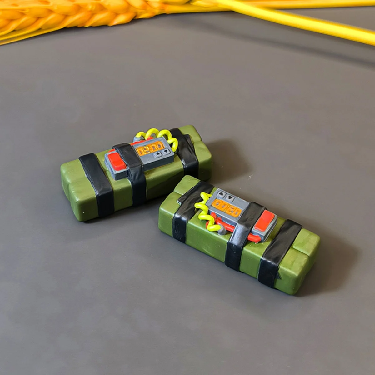 C4 قنبلة زمنية نموذج مصغر مشهد زخرفة ملحق GTA5 نفس سلاح نموذج 1/8 1/12