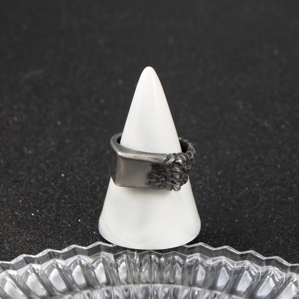 1Pcs European and American Retro Men's Stainless Steel Ring, Bold Hip-Hop Half-Ring with Crushed Stone Design