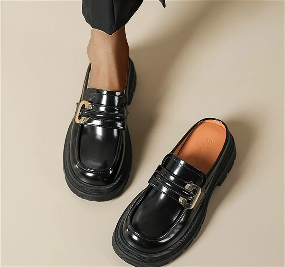 Loafers Women 2024 All Season Metal Chain British Style  Ladies Soft Leather Shoes 34-40 Female Home Office Flats Mules