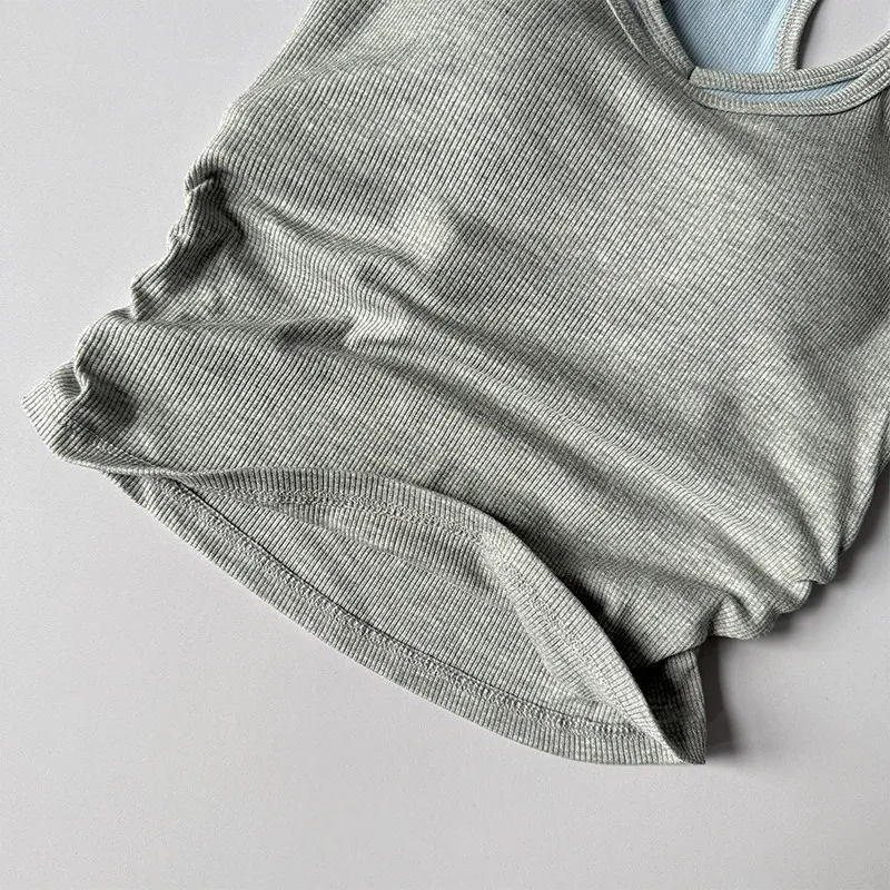 Women's Fake Two-Piece Sports Vest Shock-Proof Chest Pads Beautiful Back Design Running Yoga Underwear Top Fitness Clothing