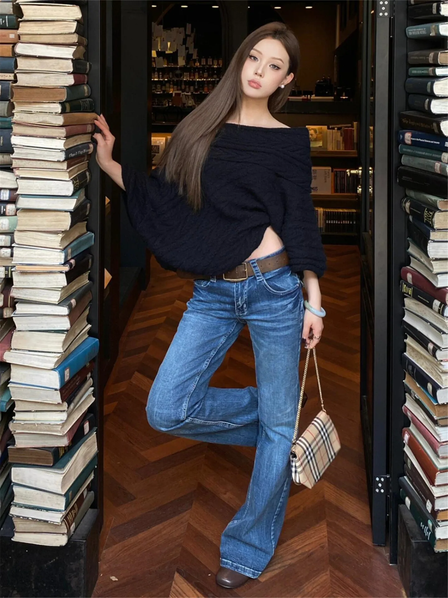 

Tall Women's Low Waist Bell Bottom Jeans Slimming Vintage Blue Casual Cotton Stretch Denim Pants Autumn Winter