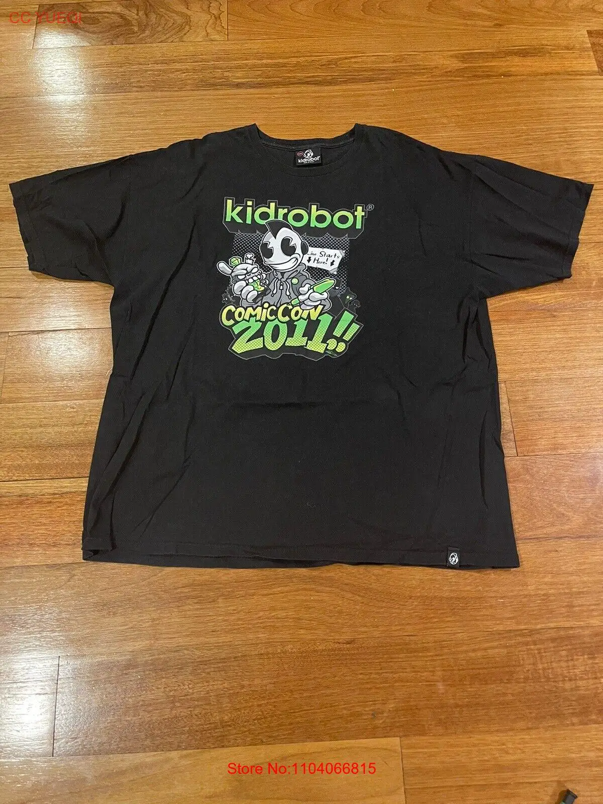 kidrobot Comic Con 2011 Vintage T-Shirt Size XXL Pre-owned Rare!!! HTF