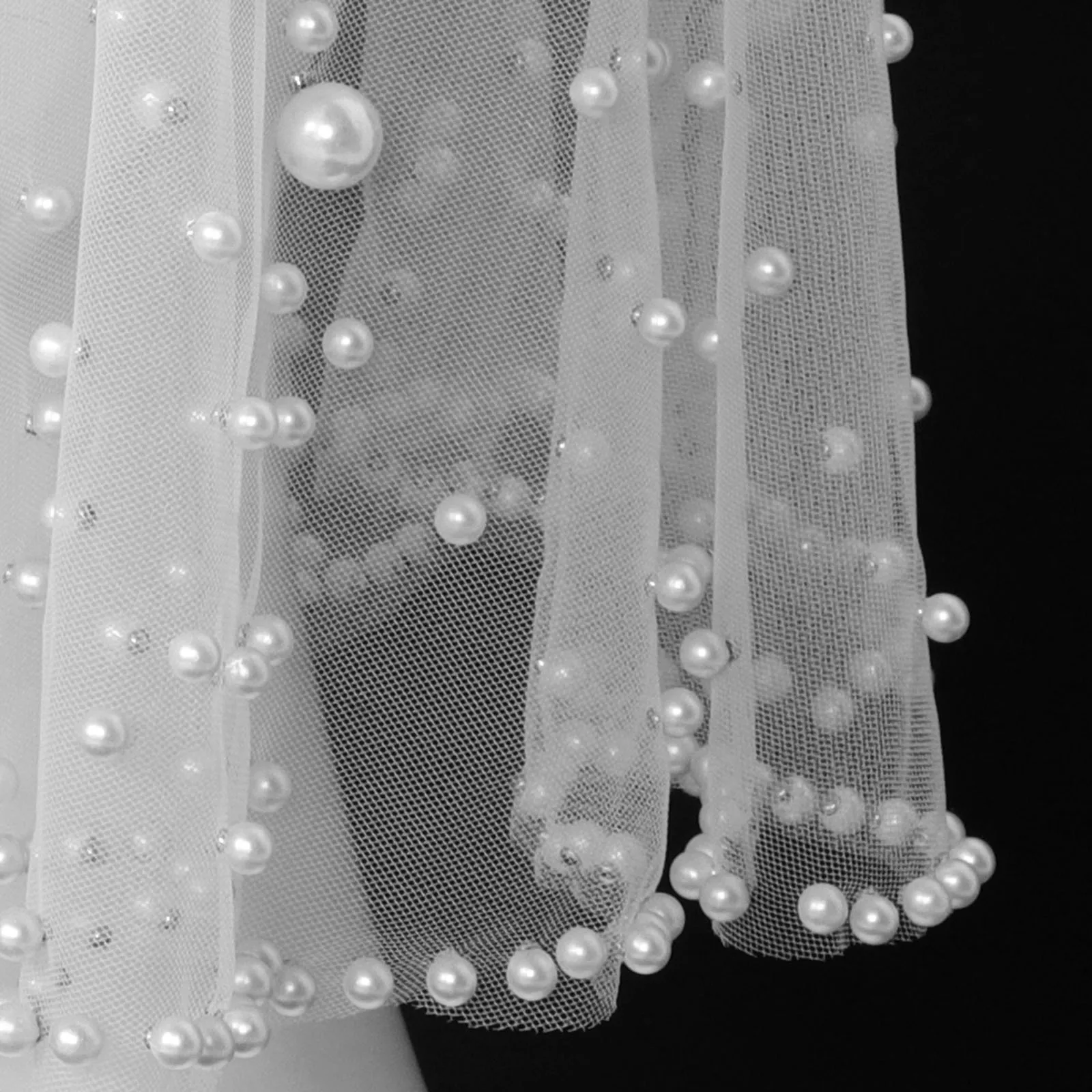 طرحة زفاف قصيرة مزينة باللؤلؤ حجاب وجه الزفاف الأبيض للعرائس مشط قفص العصافير من الدانتيل خفيف الوزن على الطراز الكوري