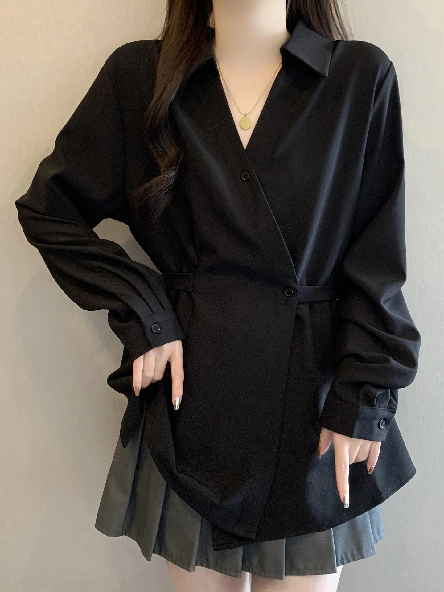 

Slimming plus Size Women's Long Sve V-Ne irt Bla Korean Sle Commute Wind Loose Fit Breathable Comfortable Spring New