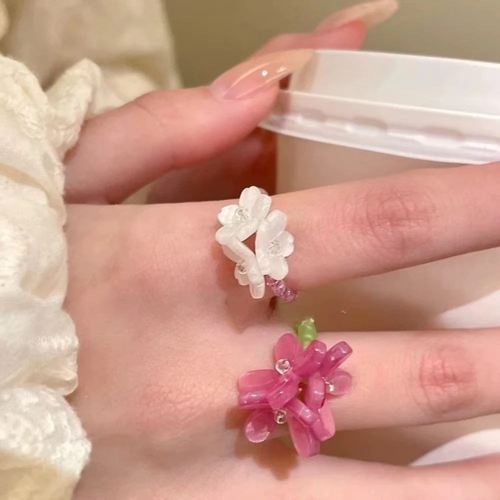 FTCY 2PCS Summer Elastic Beaded Flower Rings For Women Violet Flower  Acrylic Finger Ring Fashion Jewelry Gift
