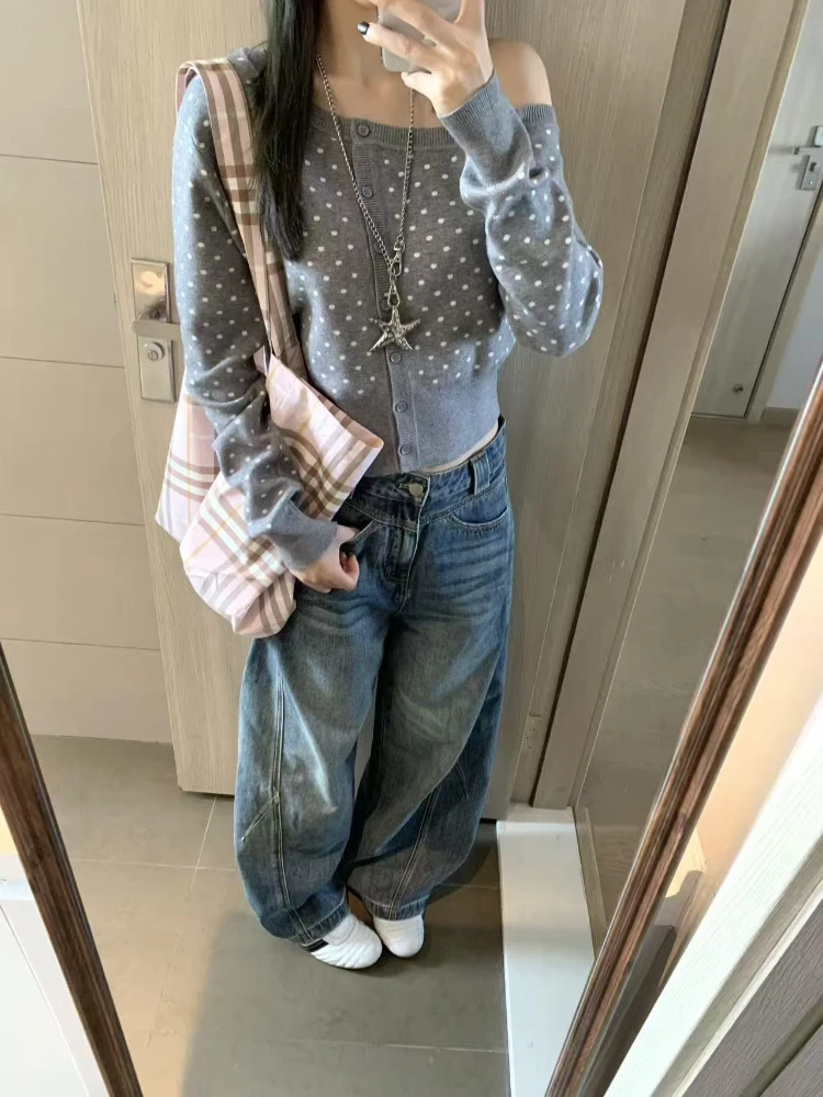 秋のヴィンテージ風薄手ニットカーディガン レディース デザインファッション スリム 水玉模様 長袖Tシャツ カジュアル スイート オフショルダー ニットウェア 新作