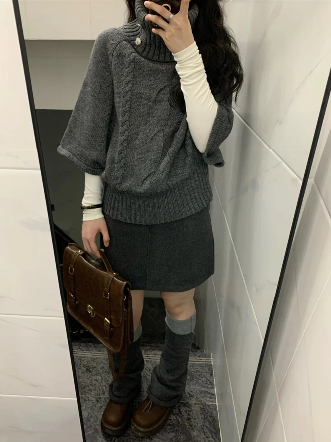 

Retro Lazy Sle High Collar Twist Knitted Cloak Sweater Women's Winter New ey Layering Two-Piece Set Casual Faion