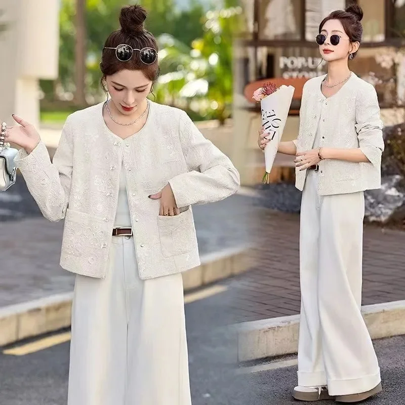 French Casual High-End Feel Chinese Style Buckle Design Small Fragrance Jacket Women's Spring Autumn sequins Autumn Short Jacket