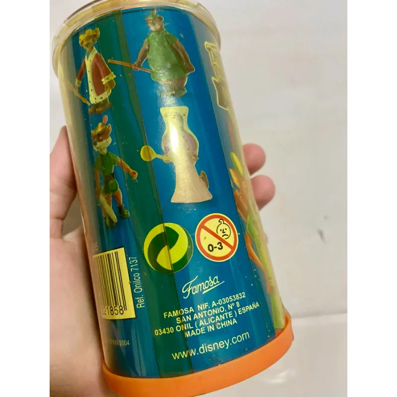 شخصية روبن هود من سلسلة الثعلب المتحركة في العصور الوسطى هي تمثال نادر قابل للجمع