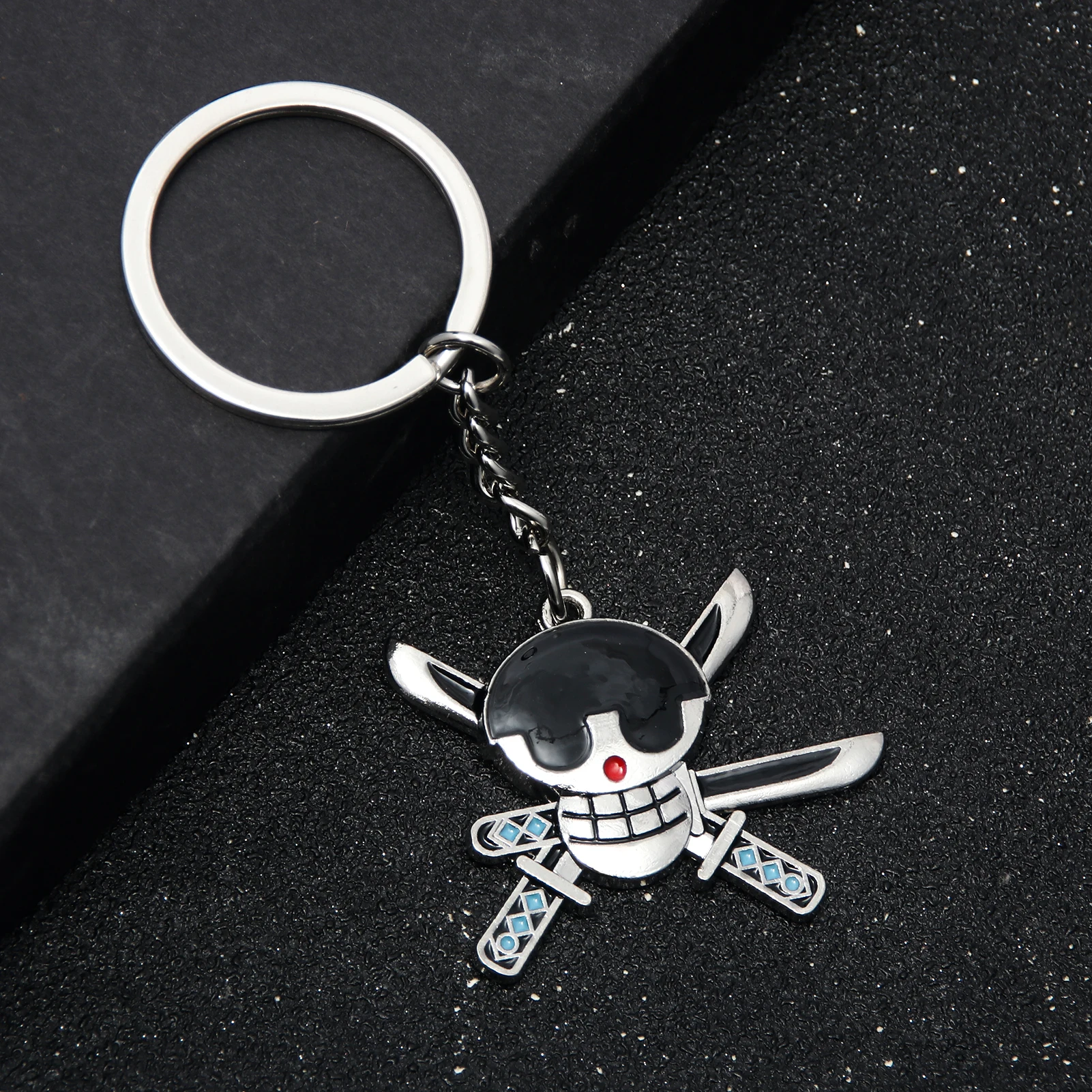 Anime Schlüssel bund Cartoon Oronoa Zoro Jolly Roger Anhänger Schlüssel anhänger für Frauen Männer Kinder Schlüssel ring Schmuck