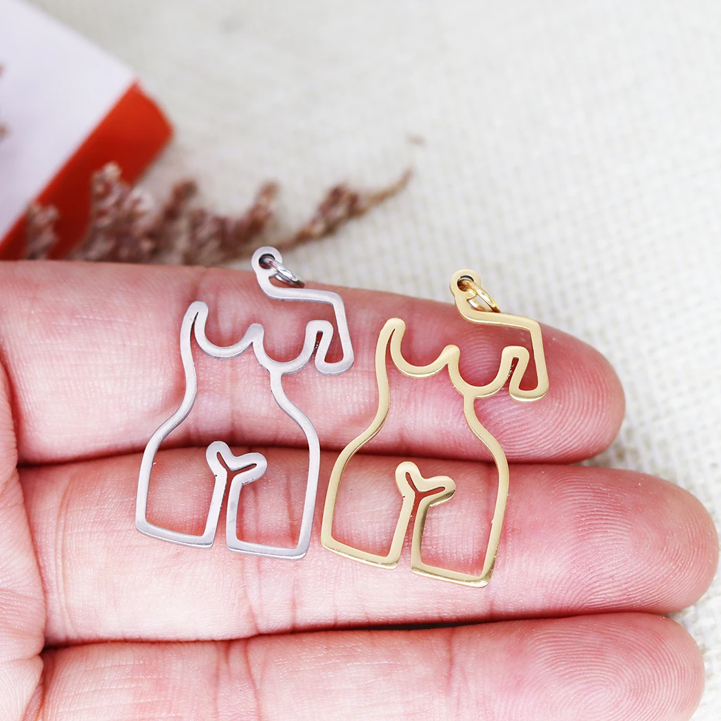 Nedar 2Pcs 30x18mm Fashion Nude Female Body Charm Feminist Sexy Artistic Stainless Steel Jewelry Pendant Freedom Accessories