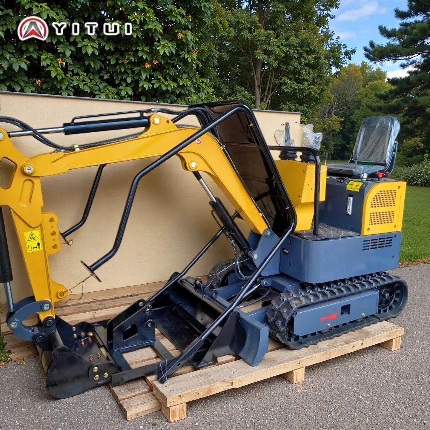 

1.5 Ton Household Mini Excavator Diesel With Attachments Mini Digger Euro5 Customized Mini Hydraulic Excavator Free Shipping