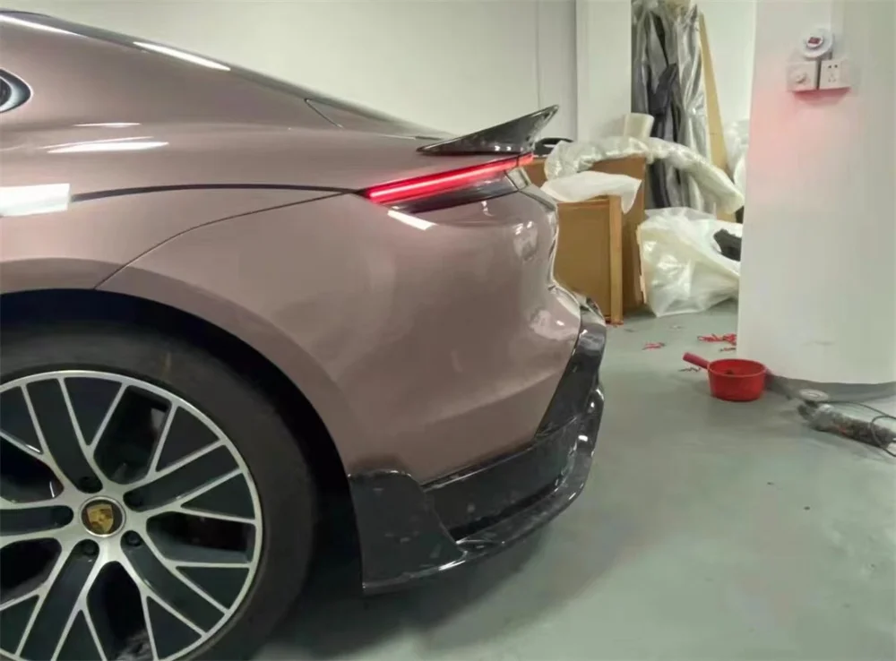 

Used for Porsche Taycan Body Kit Modification with Forged Pattern M Style Rear Spoiler Body Kit with Lights
