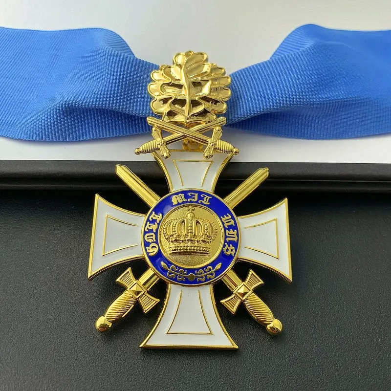 البروسيية الصليب ميدالية فارس المستوى كبير تاج الصليب شارة الألمانية بروش الشريط قلادة دبابيس الديكور الحرف صندوق القصدير حزمة