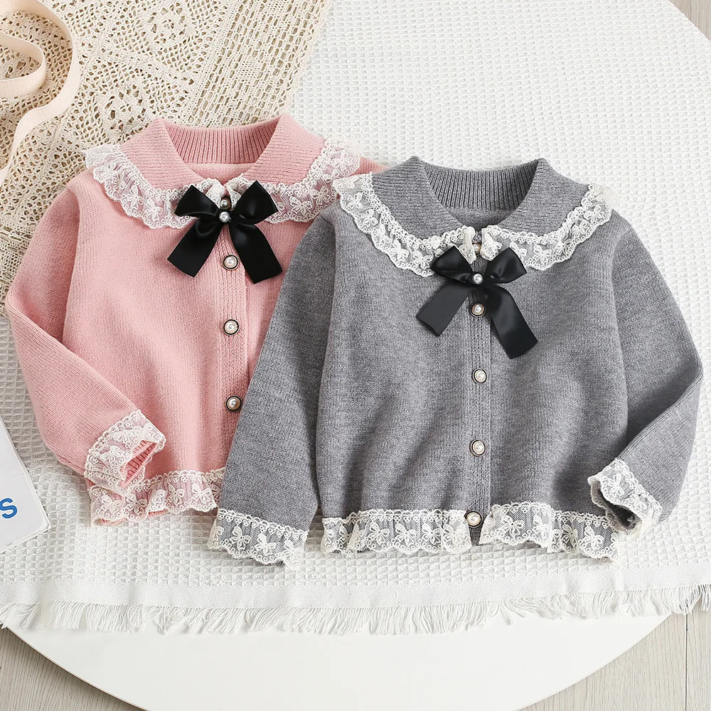 2023 neue Herbst Winter Mädchen Pullover Mantel Nette Spitze Patchwork Bogen Revers Kinder Strickjacke Jacke Baby Kinder Schule Tops