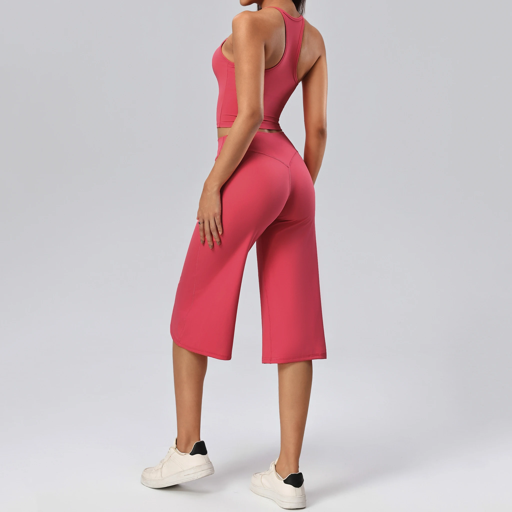 Hearuisavy Women's 2 Pcs Yoga Set Wide Leg Capri Pants High Waisted 3/4 Yoga Pants Sports Tank Top Gym Sportswear Fitness Vest