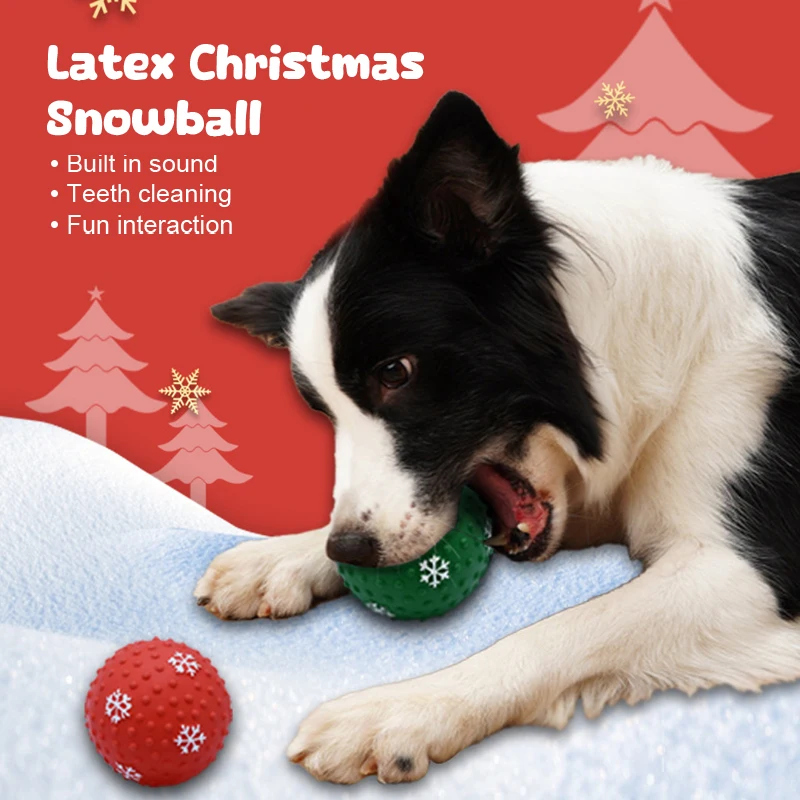 คริสต์มาสของเล่นสุนัข Squeaky Chewing Balls รูปแบบเกล็ดหิมะ Xmas Stab Ball ทําความสะอาดฟันของเล่นสัตว์เลี้ยง High Bounce Balls