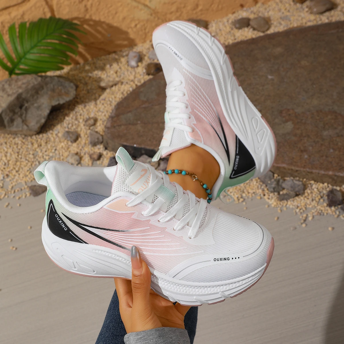 2025 جديد احذية الجري غير رسمية تنفس الصيف P النساء المشي لمسافات طويلة أحذية رياضية المهنية مرونة خففت TennisTrainers