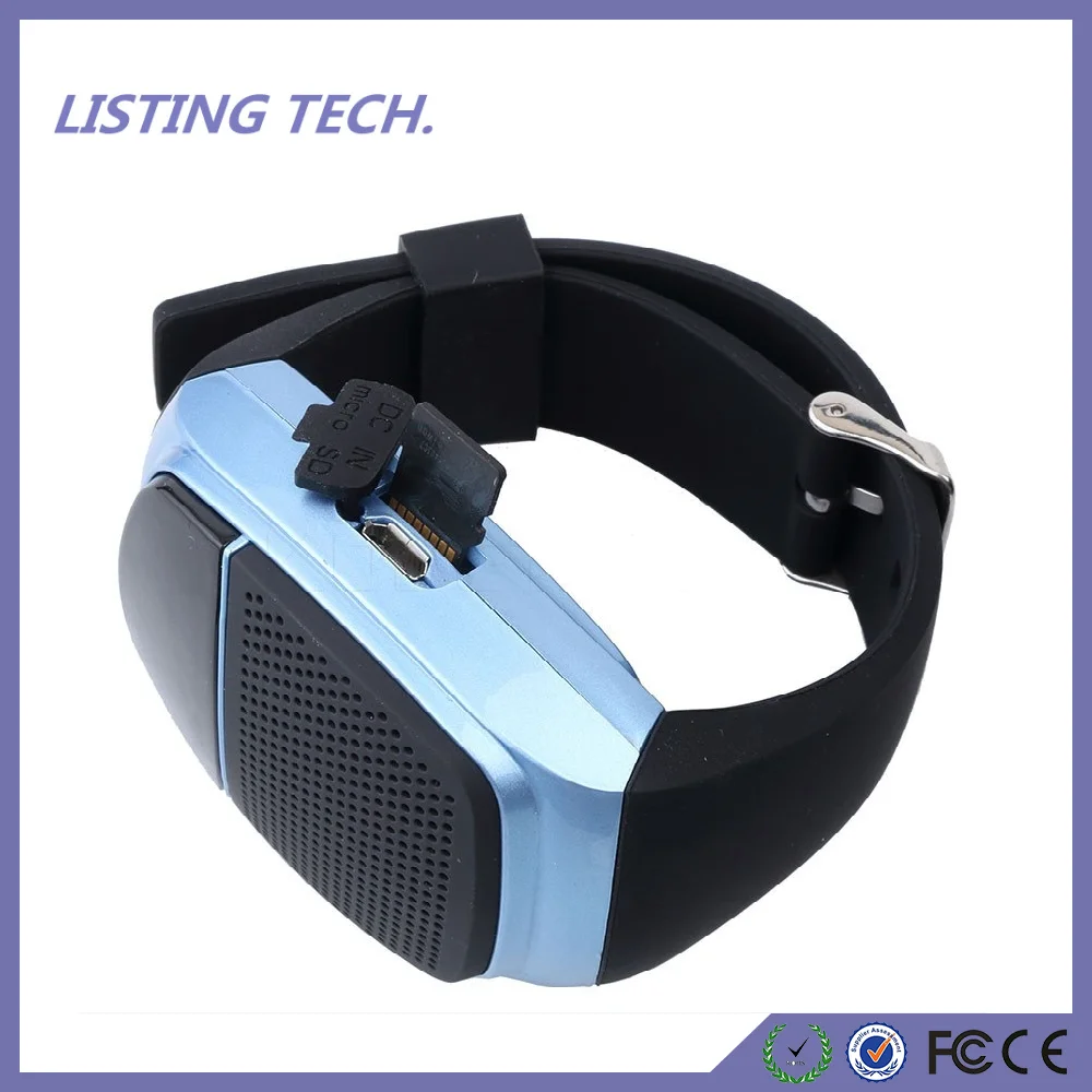 Reloj con Altavoz Bluetooth para exteriores, pantalla portátil, función De llamada manos libres, Radio FM, admite reproducción De tarjeta TF, nuevo