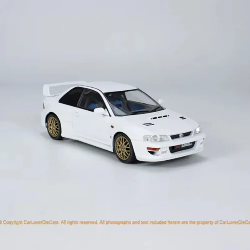نموذج سيارة Subaru Impreza 22b من السبائك السوليدو ، كلاسيكيات زرقاء وبيضاء ، هدية تذكارية للكبار ، شاشة ثابتة ، مقياس #6
