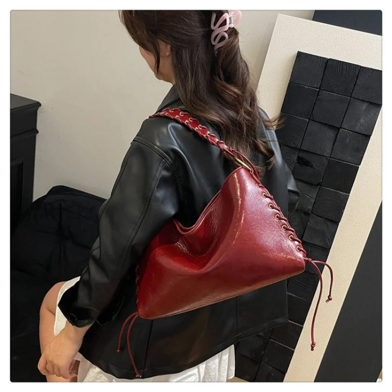 حقيبة ساعي نسائية مصنوعة من جلد الأفعى الجرسية المطبوع أنيقة من أندوررا الراقية تدوم طويلاً ونمط ناعم وواسع #1