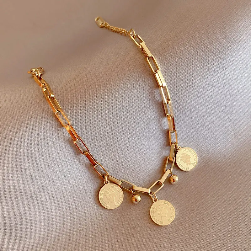 Luxury Coin Bracelet Gold Plated High Grade Paperclip Chain Disc Charm for Women Office Formal Dinner Business Meeting Wear
