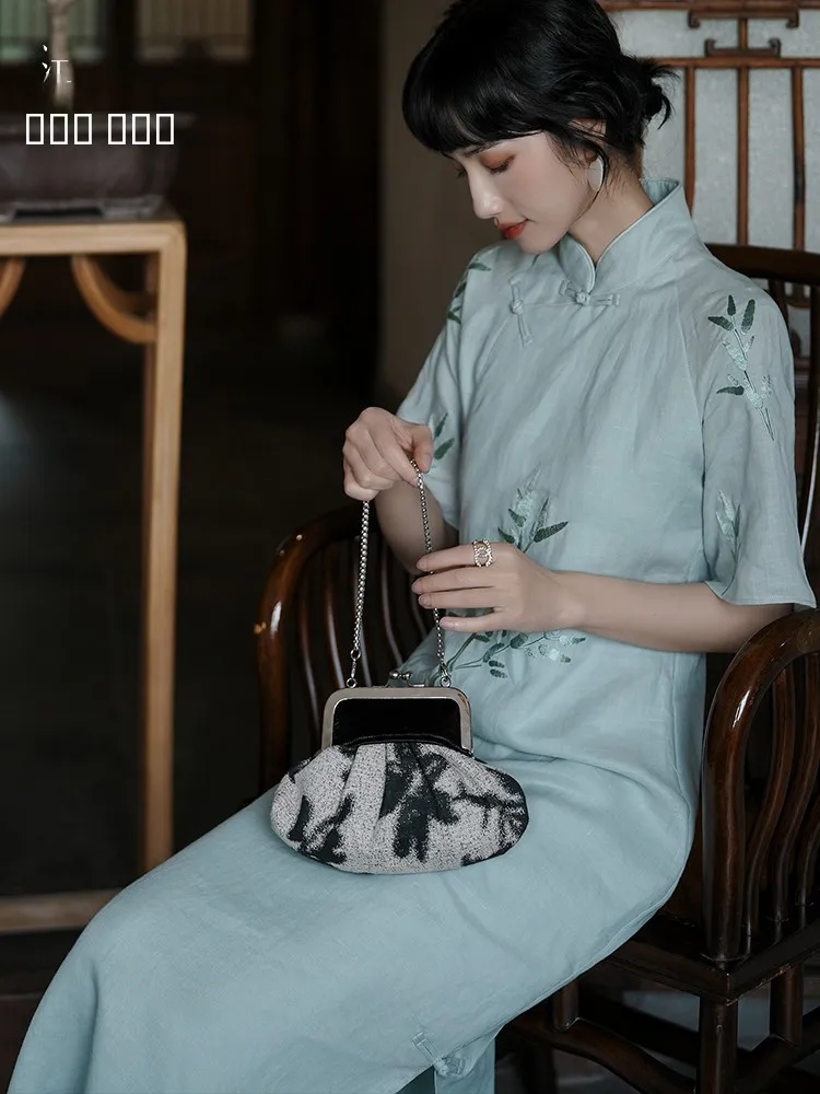 

Обновленное издание Jiangnan Sle Light: Новая вышивка, летняя коллекция 2024, винтаж в стиле Республики Китай, повседневная одежда