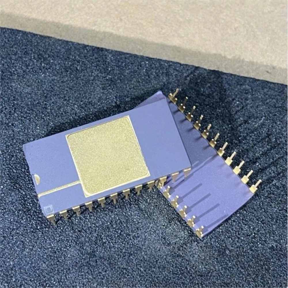 1-50PCS DAC703KH DAC703 TLE4269GM TLE4269 1044B ISO1044BDR IXDN604PI IXDN604