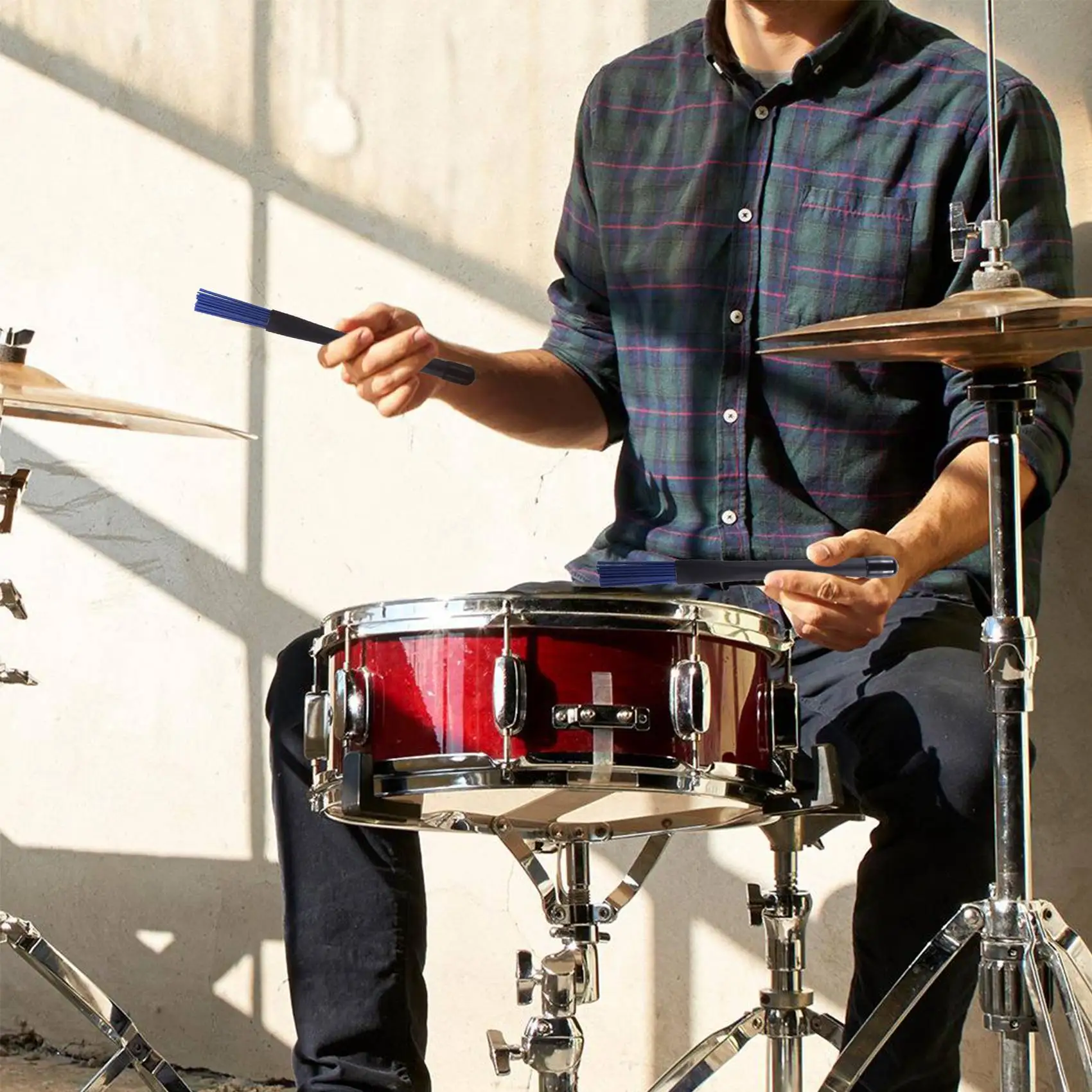 

AA85 1 Pair Retractable Black Handles Jazz Drum Brushes Sticks Blue Nylon 32cm