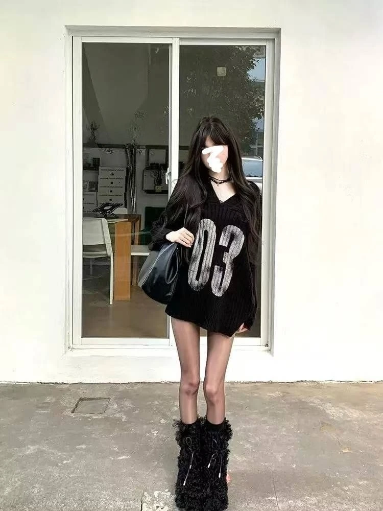 

American Vintage Sweet Spicy Sweater Knit Pure Color Long Sleeve Subculture Letter Pattern Fashion Casual Pullover V Neck Autumn