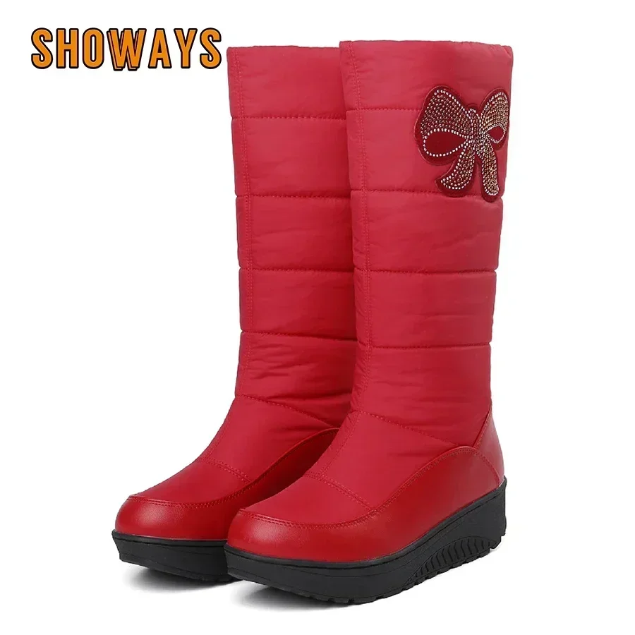女性用クリスタルボウ付き防水スノーブーツ,ミッドカーフ,ブラックダウンウェッジ,プラットフォームヒール,スリッポン,暖かい毛皮のハーフブーツ,冬