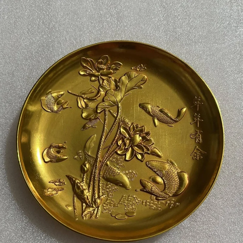 Antique Qing Dynasty Qianlong Royal Gift Year Fish Gilding Plate Decoration Pure Copper Domestic Ornaments Antique Collection