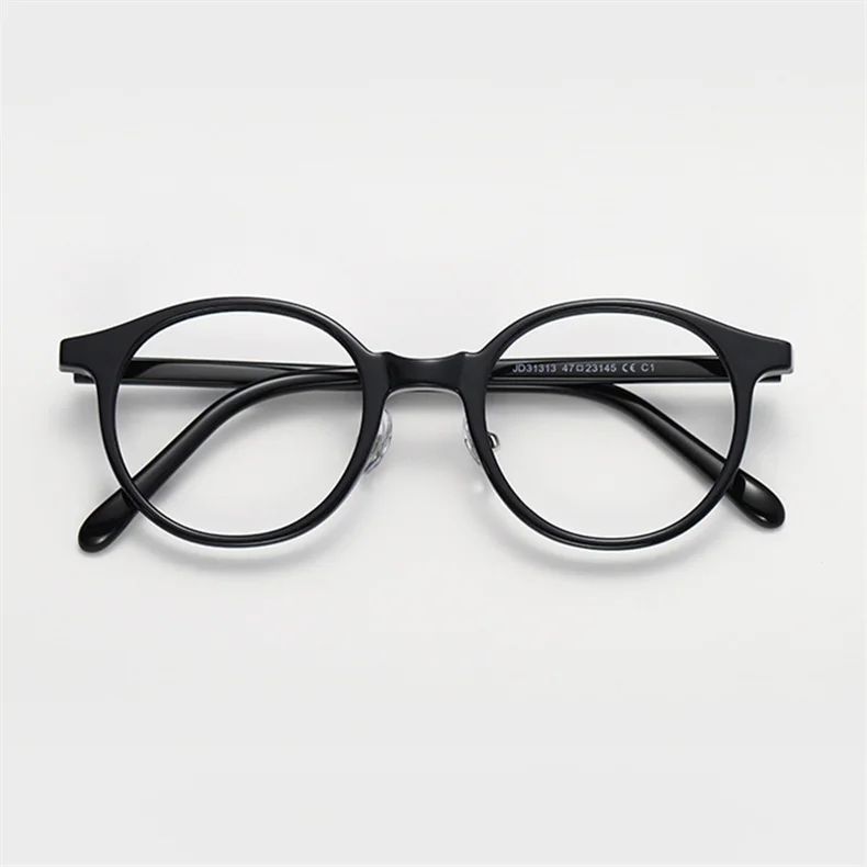 Hochwertige Reine Titan-Lesebrille für Herren mit Blaulichtfilter und Dioptrien +1,0 +1,5 +2,0 +2,5 +3,0 +3,5 +4,0 – Detail 7