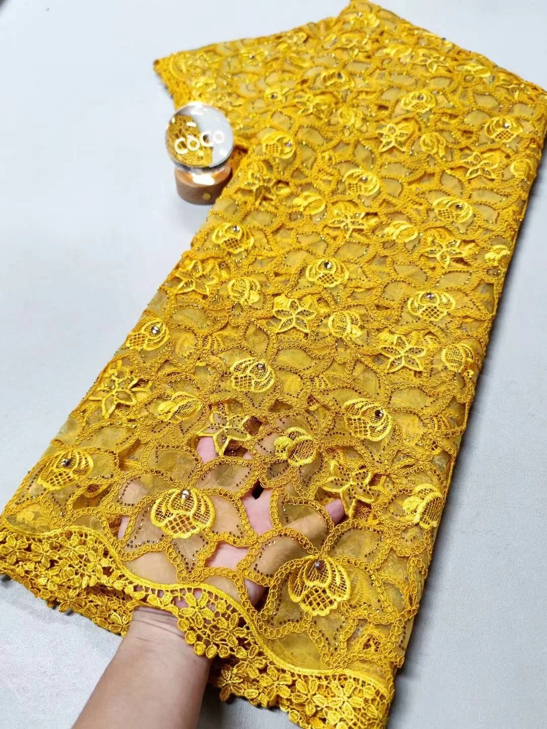 

African Nigerian Guipure Embroidery Latest 2025 Sequins High Quality for Sewing Tulle Lace Fabric Dresses 5Yards XL122