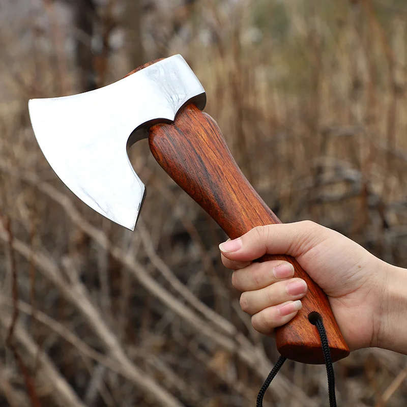 Classic outdoor camping axe, chopping wood and logging, commonly used Niman axe, outdoor mountain axe