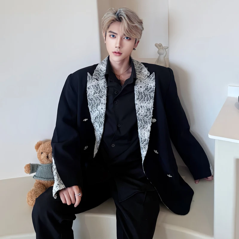 WTHT ファッションメンズスプライスレースコントラストカラーブレザーコートトレンディなターンダウンカラー長袖ジャケット男性 2025 秋 2A2139