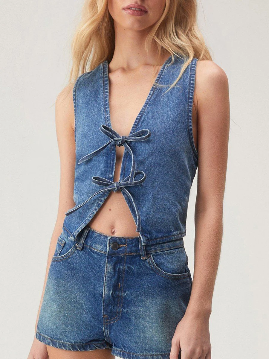 Women Denim Tank Tops Streetwear Aesthetic 2000s Slim Solid Color Front Tie-Up Casual Vests Summer Fashion Sleeveless Crop Tops