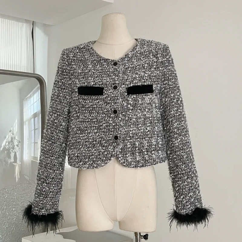 

Autumn Winter French O Neck Tassel Tweed Short Coat Loose Casual Long-sleeved Stitching Ostrich Hair Small Fragrant Coat Woman