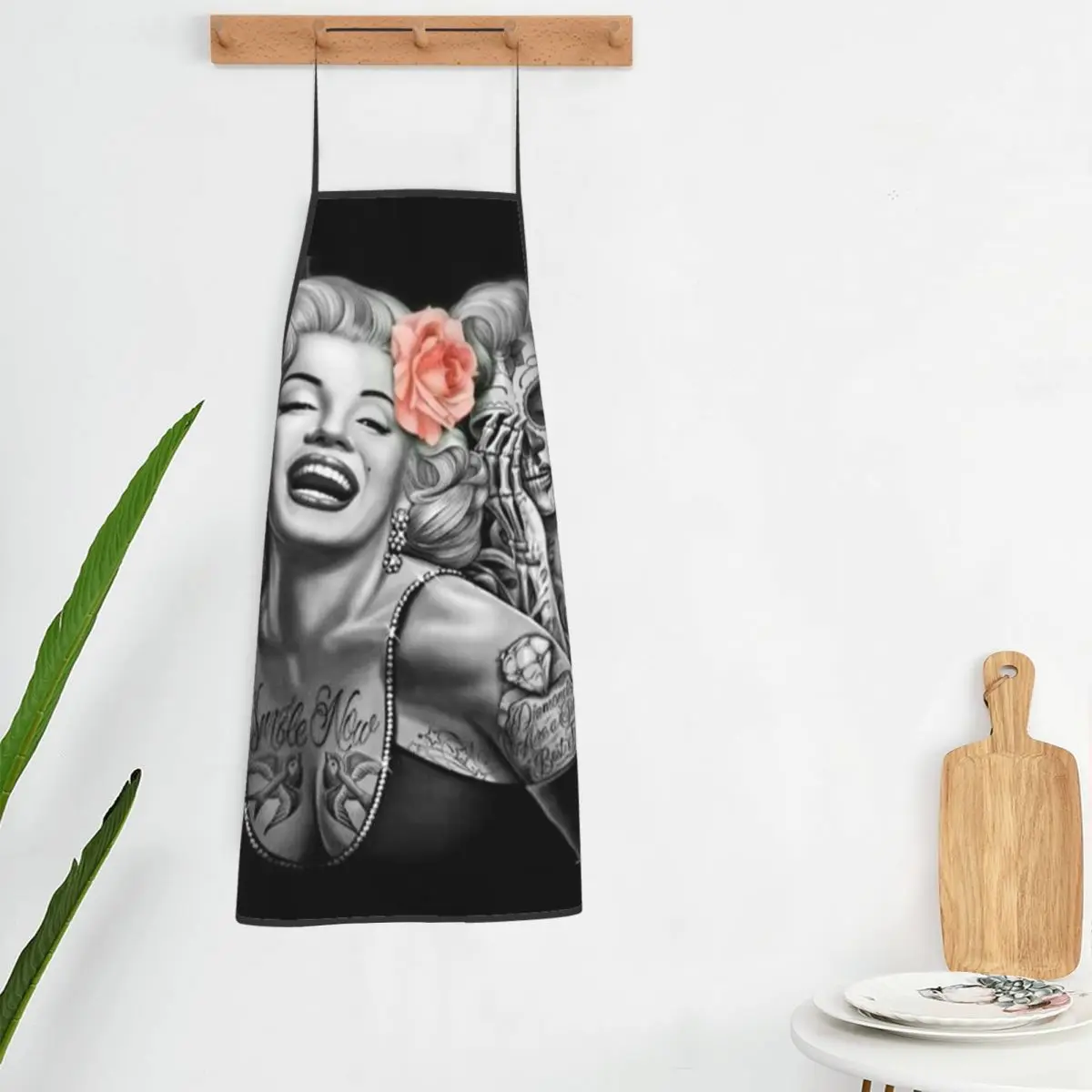 Marylin Monroe Smile Now Cry Later Aprons Chef Cooking Baking Tablier Sleeveless Bib Kitchen Cleaning Pinafore view 4