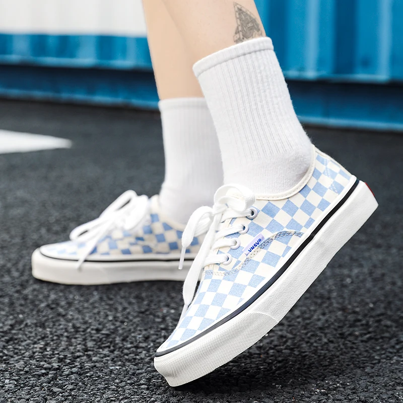 Fashion Women Canvas Shoes Trend Checkered Casual Sneakers Men Comfortable Platform Sneakers Low Top Brand Skateboarding Shoes