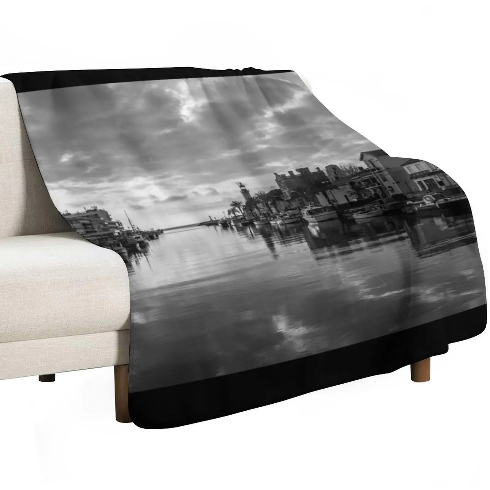 Port of Grau du Roi France Throw Blanket For Decorative Sofa Sofa Quilt Polar manga for babies Decorative Beds Blankets