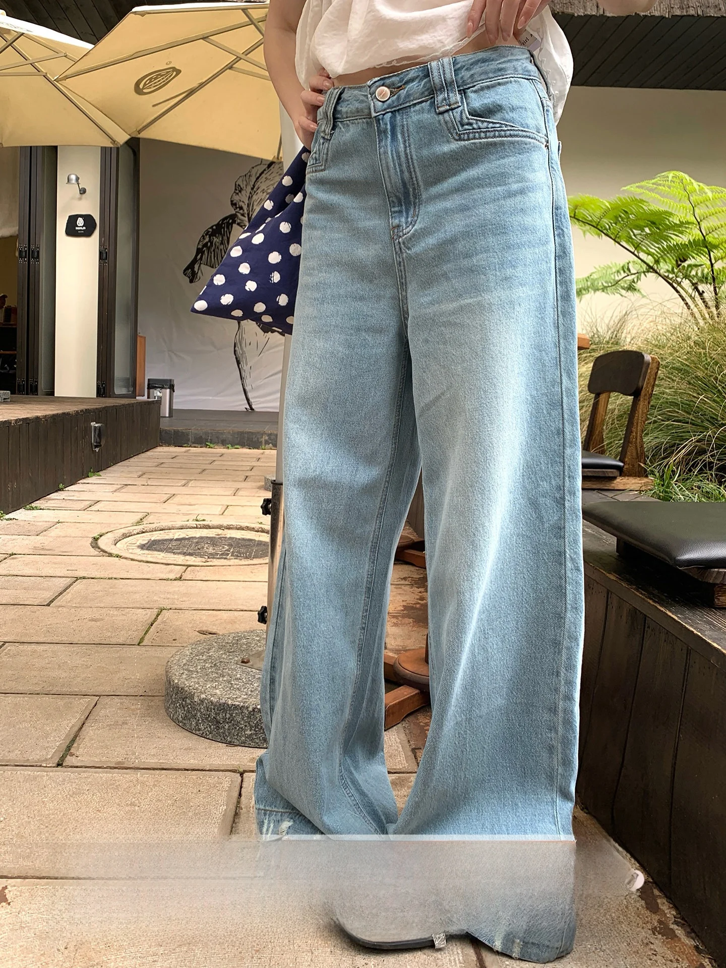 

High Waist Wide Leg American Retro Denim Jeans Women's Faux Tear Straight Leg Pants Design Slimming Long Trousers