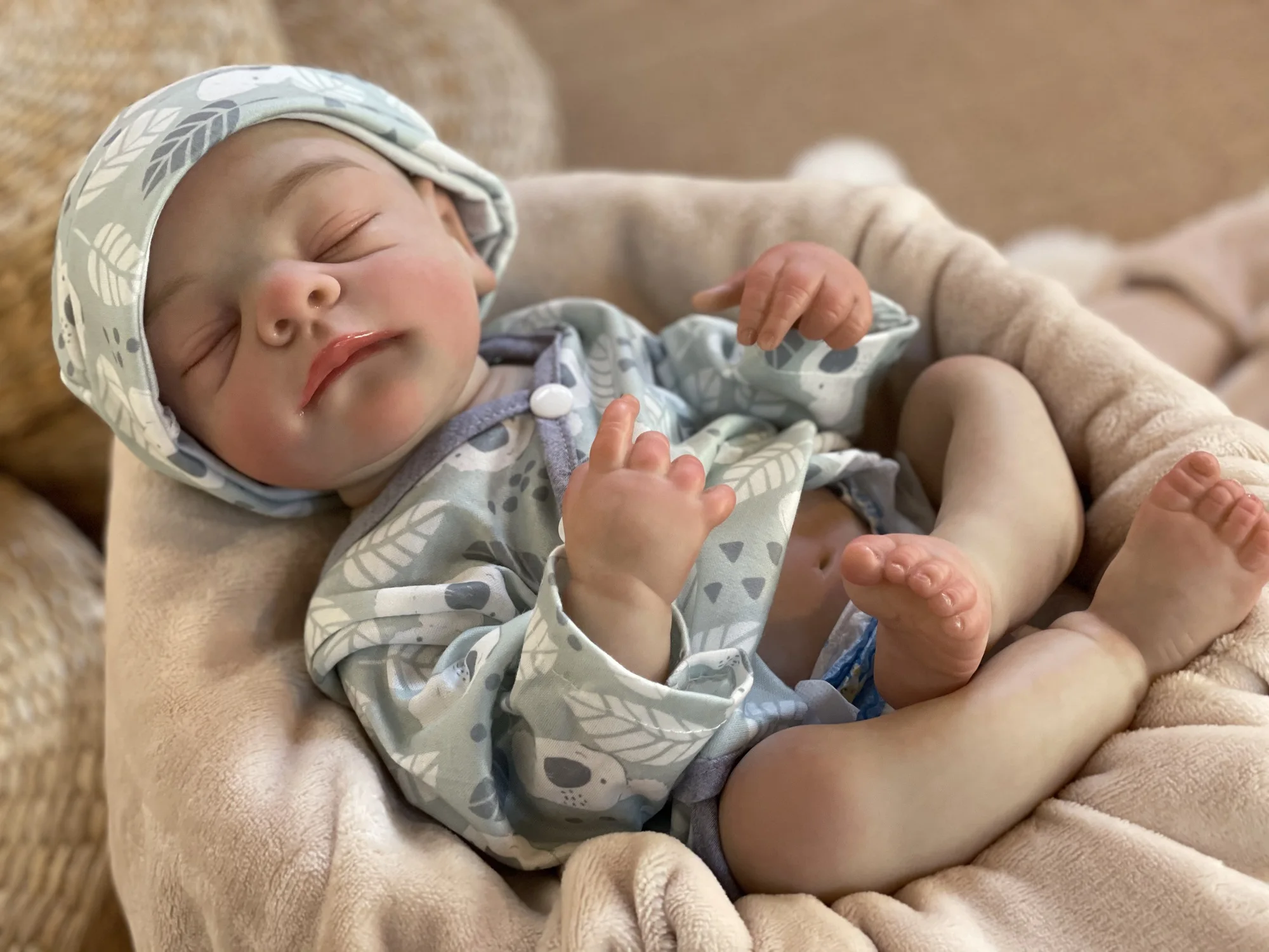 Aizwa1 realista 3D pintado pele bebê recém-nascido menino feito à mão boneca reborn para crianças presentes de aniversário