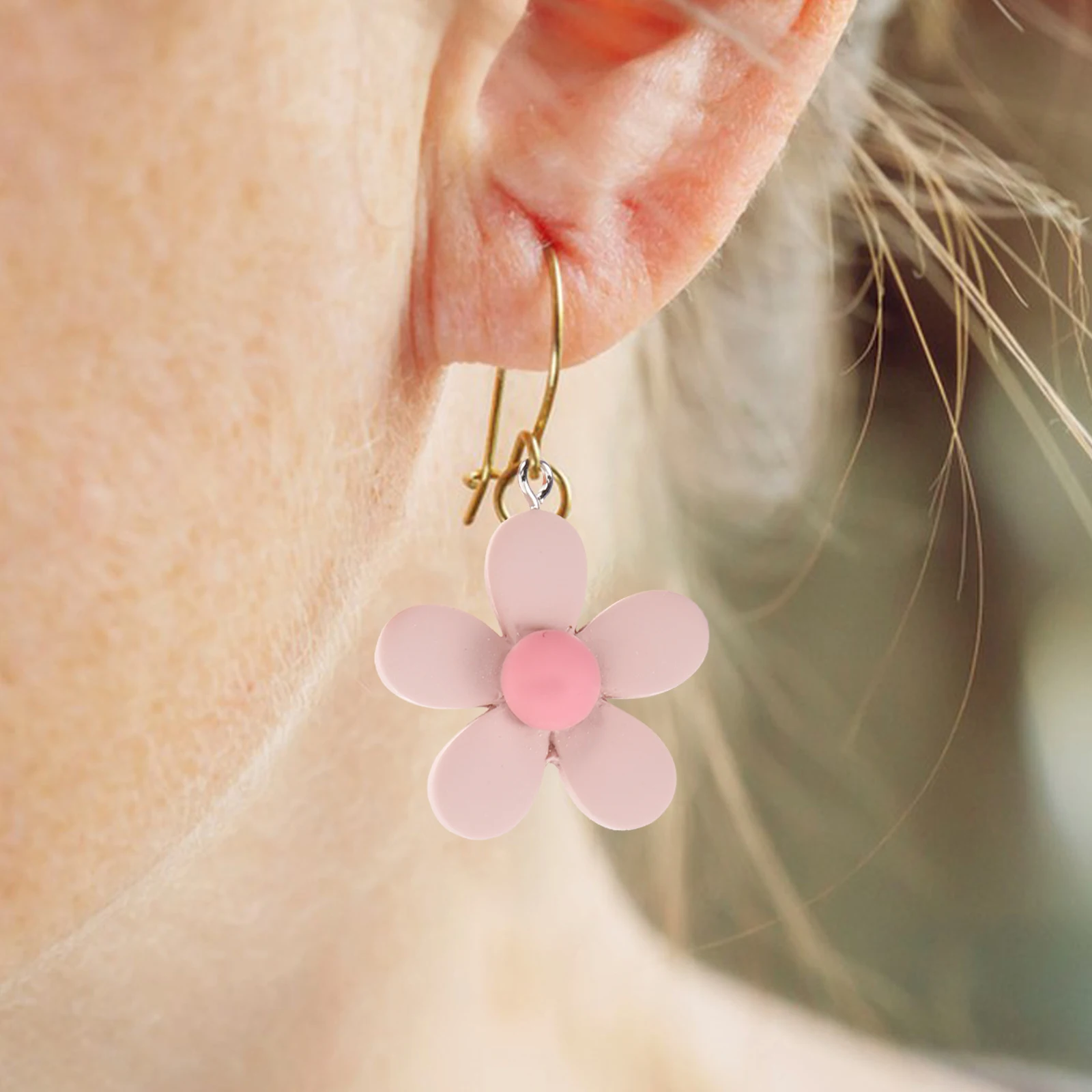 

30 Pcs Resin Flower Pendant Jewelry Charms Bulk Decorative Shaped Diy Making Findings Earring Floral for